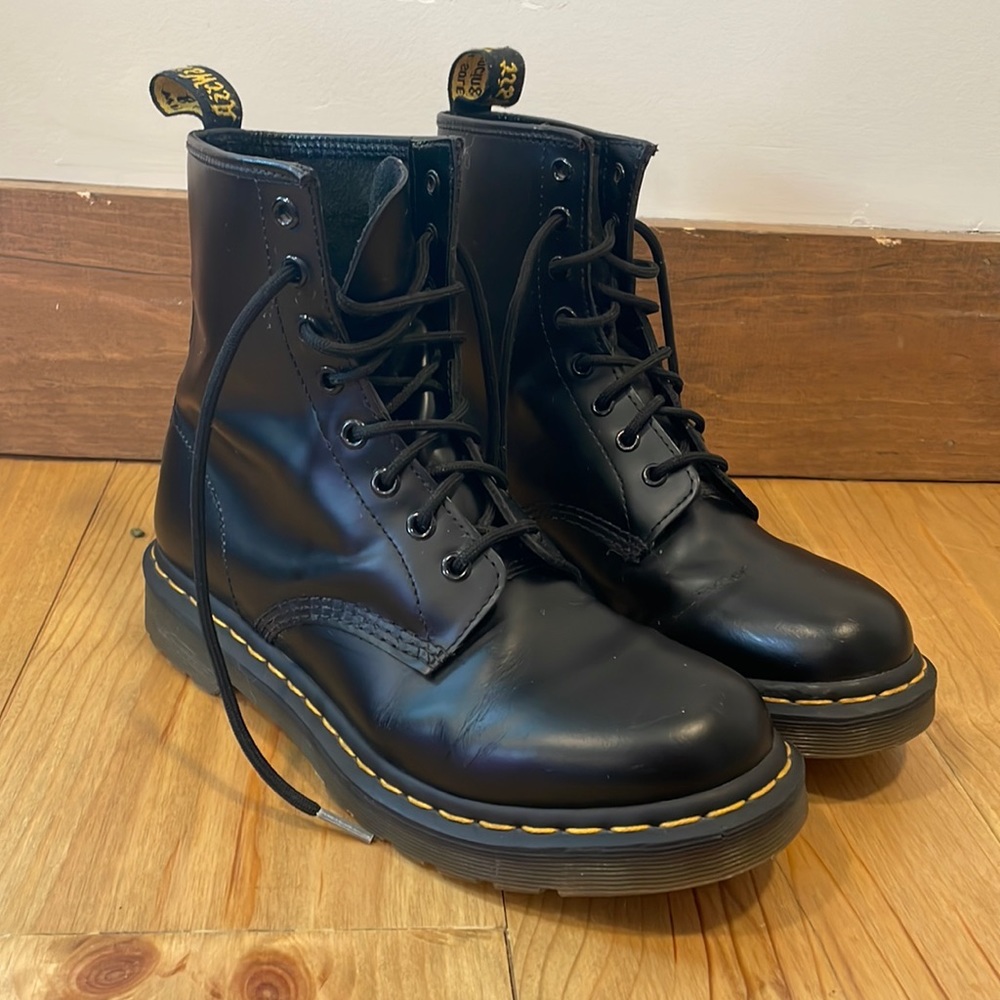 Black Doc Martens Boots Womens 9